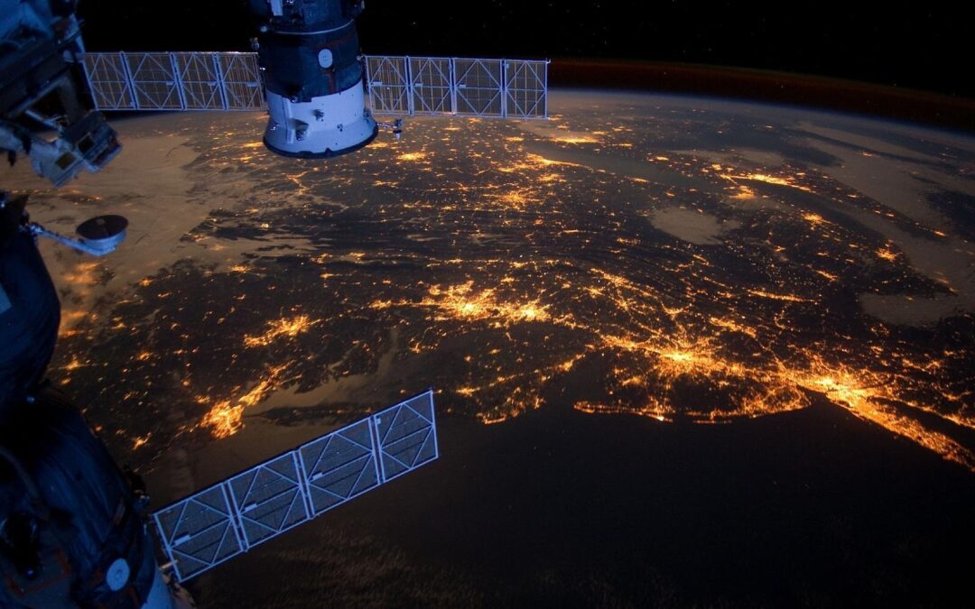 As alterações climáticas podem reduzir o número de satélites que podem orbitar com segurança no espaço.